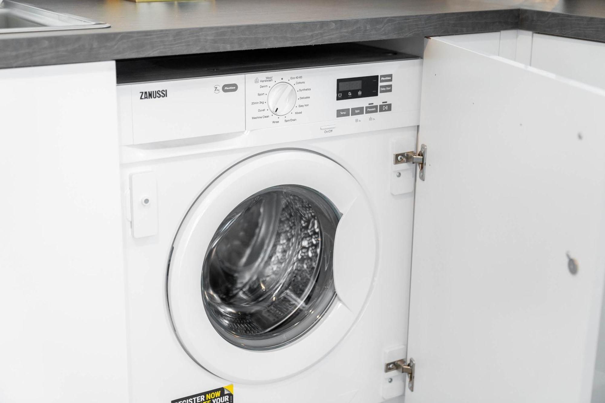 Luxury Apartment - Twin Beds - Selly Oak - Off-Street Parking - Free Netflix & Wifi - Top Rated 9Cc バーミンガム エクステリア 写真