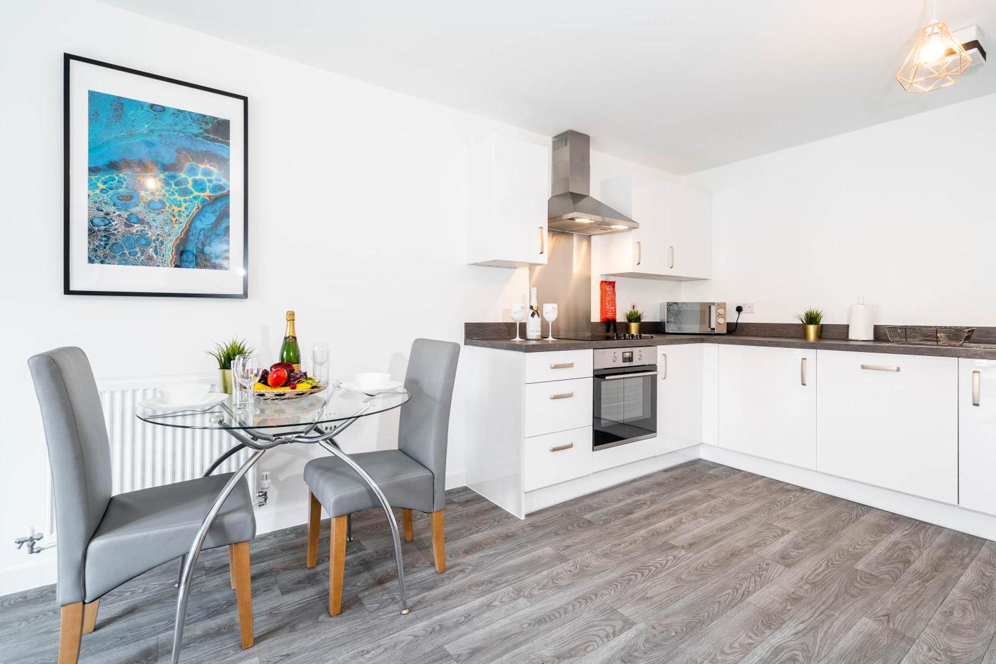 Luxury Apartment - Twin Beds - Selly Oak - Off-Street Parking - Free Netflix & Wifi - Top Rated 9Cc バーミンガム エクステリア 写真
